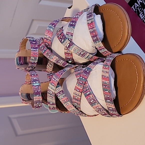 NWT Girls Sandals Size 2 - Picture 2 of 3